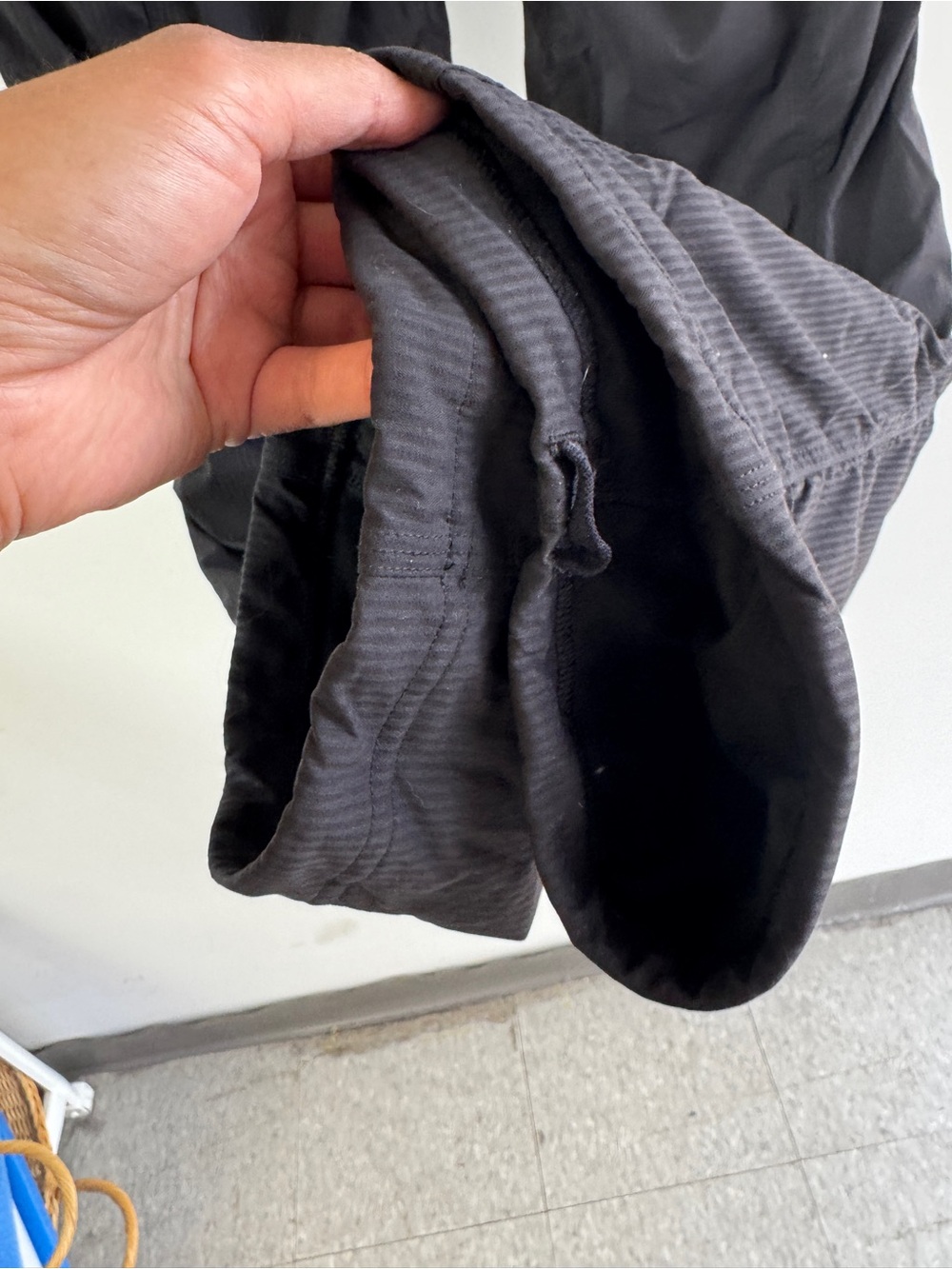 Lululemon Fully Lined Dance Studio Ruched Jogger Pants Size 8 Athleisure Gym - Picture 13 of 16